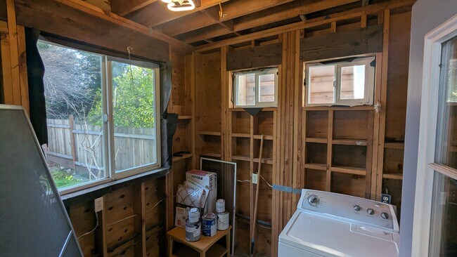 Building Photo - 816 Addison St