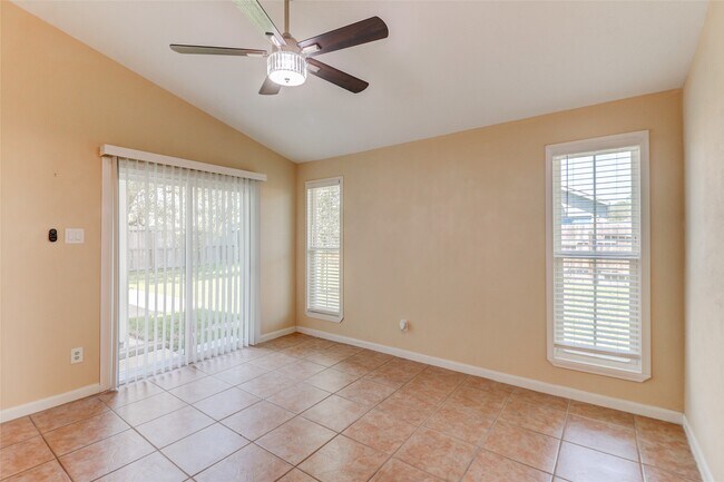 Building Photo - 17010 Cairnladdie St