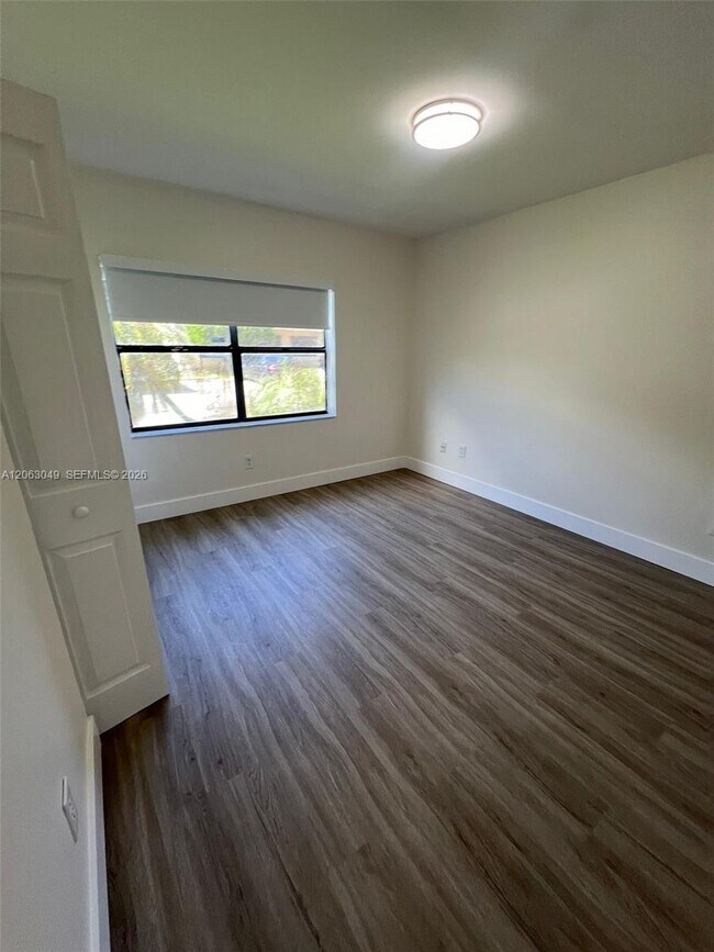 Building Photo - 2685 W 66th St