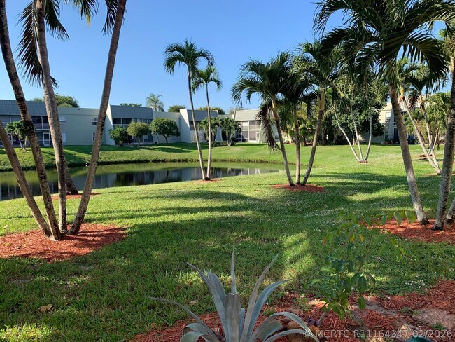 Building Photo - 2500 Fiore Way