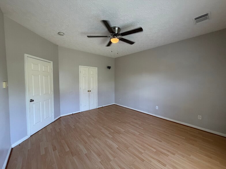 Building Photo - 13403 Agarita Ln