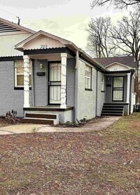 Building Photo - Duplex - 2117