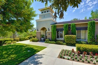 Building Photo - Alta Vista Apartments