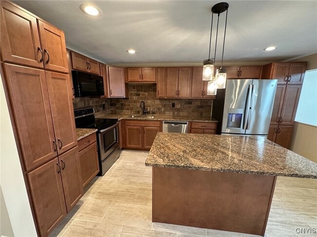 Building Photo - 6148 Bethlehem Ln