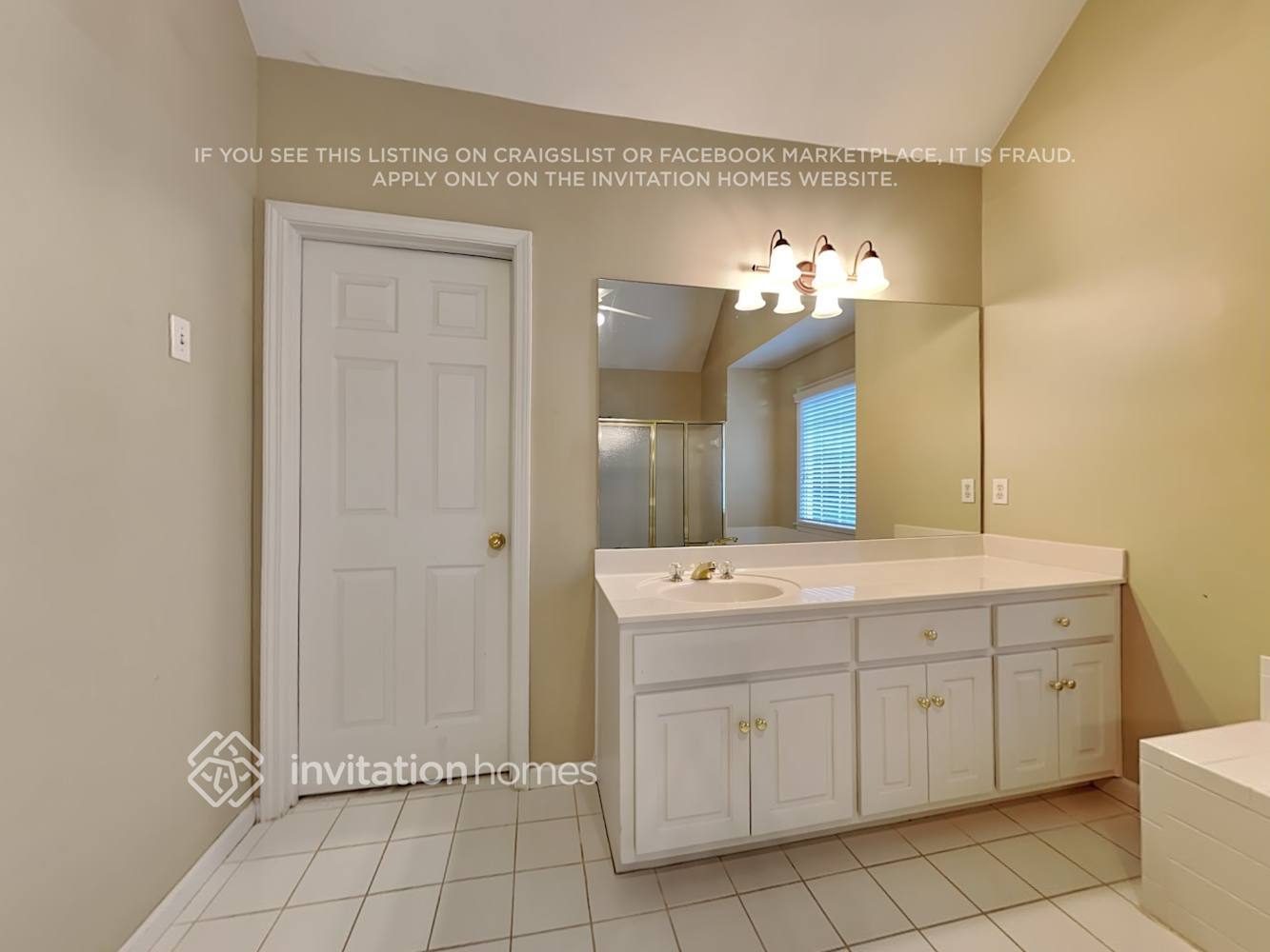 Building Photo - 619 Braidwood Dr NW