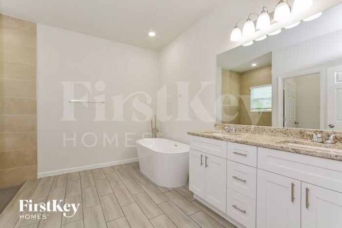 Building Photo - 830 Gila Way