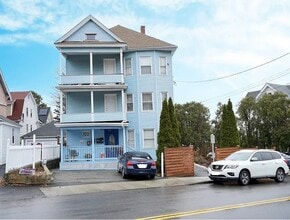 Building Photo - 109 Ferry St