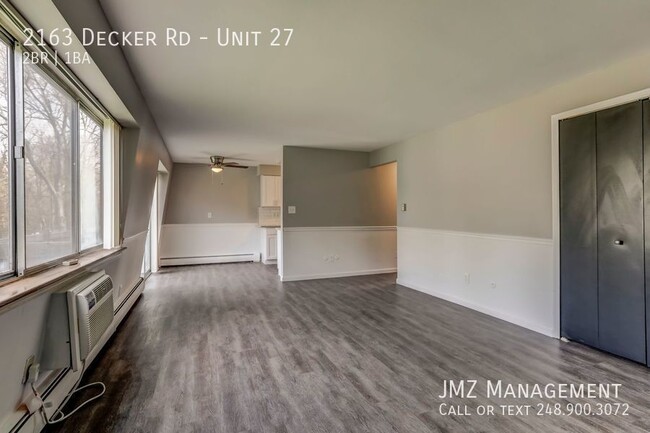 Building Photo - 2163 Decker Rd