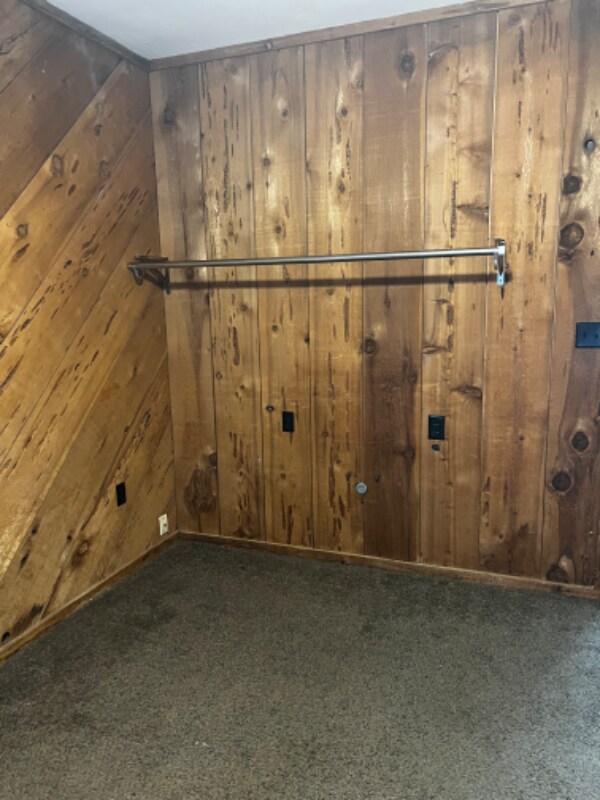 Building Photo - 3526 S Downtain St