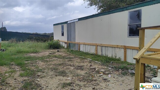 Building Photo - 8926 Witter Ln