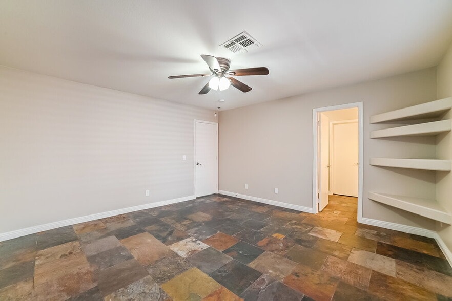 Building Photo - 11345 W Loma Blanca Dr