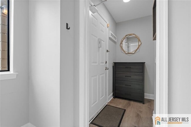 Building Photo - 3001 Revere Ct