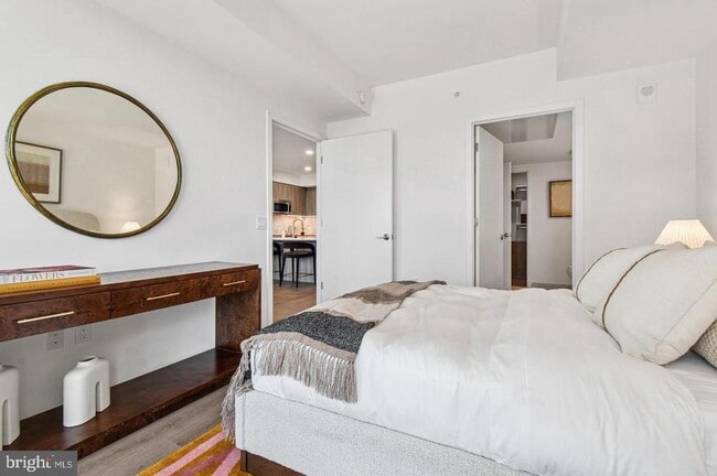 Building Photo - 2650 Woodley Rd NW