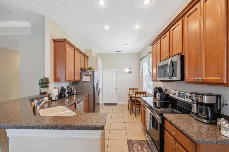 Building Photo - 11220 Godwit Ct