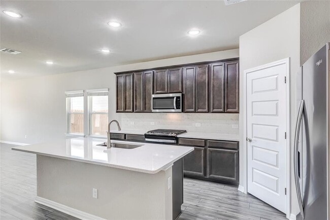 Building Photo - 2853 Moyer Ln