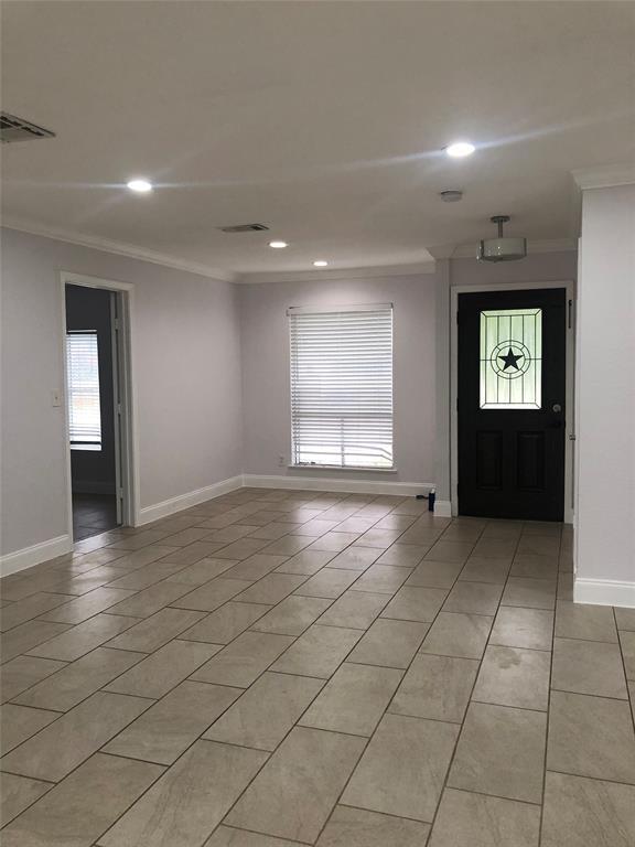 Building Photo - 3020 Great Valley Dr
