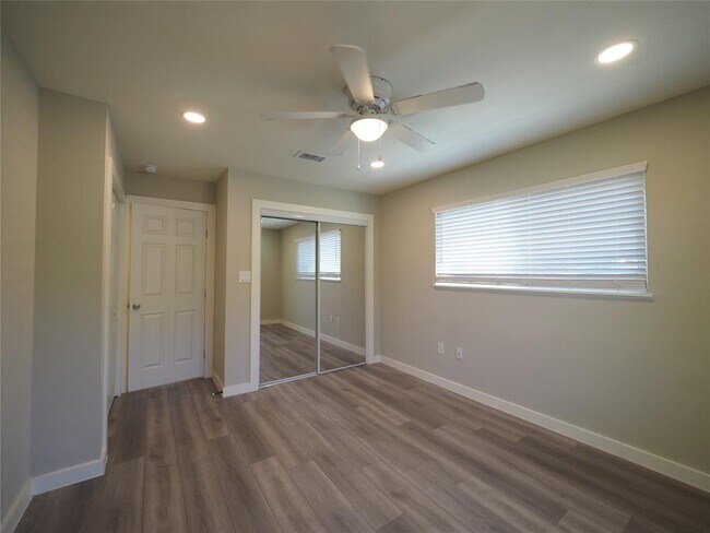 Building Photo - 4711 Bull Creek Rd