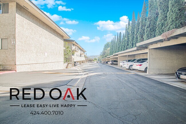 Building Photo - 861 Glencliff St