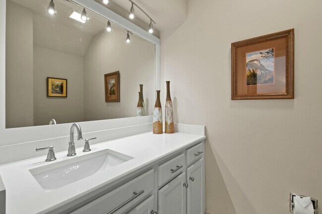 Building Photo - 2576 Muirfield Ct