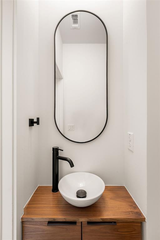 Building Photo - 3412 Gonzales St