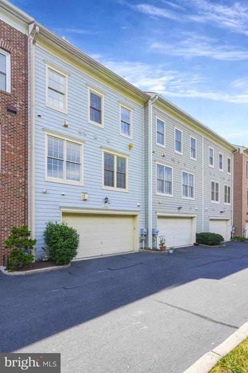 Building Photo - 1846 Potomac Greens Dr