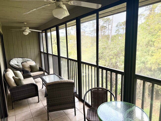 Building Photo - 26 Talavera Ct