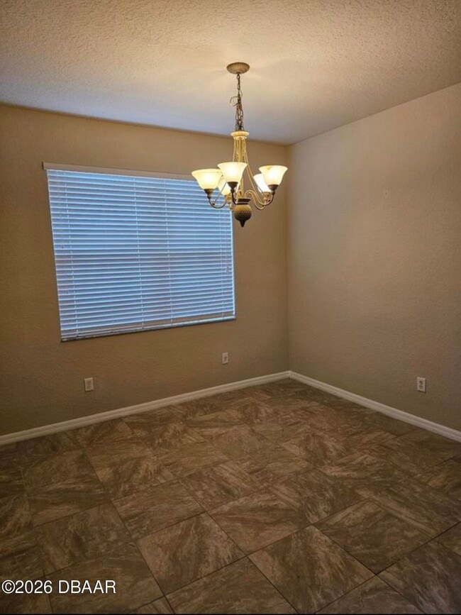 Building Photo - 3848 Calliope Ave