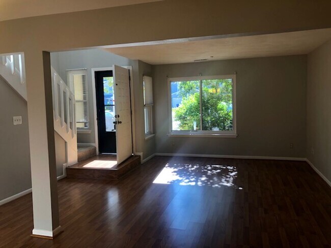 Building Photo - 2312 Merl Cir