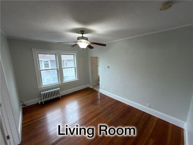 Building Photo - 38 Rebekah St