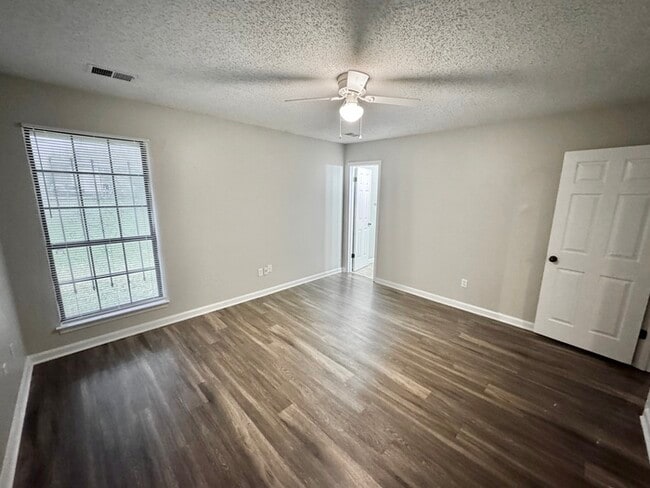 Building Photo - 3914 Longsneck Cove