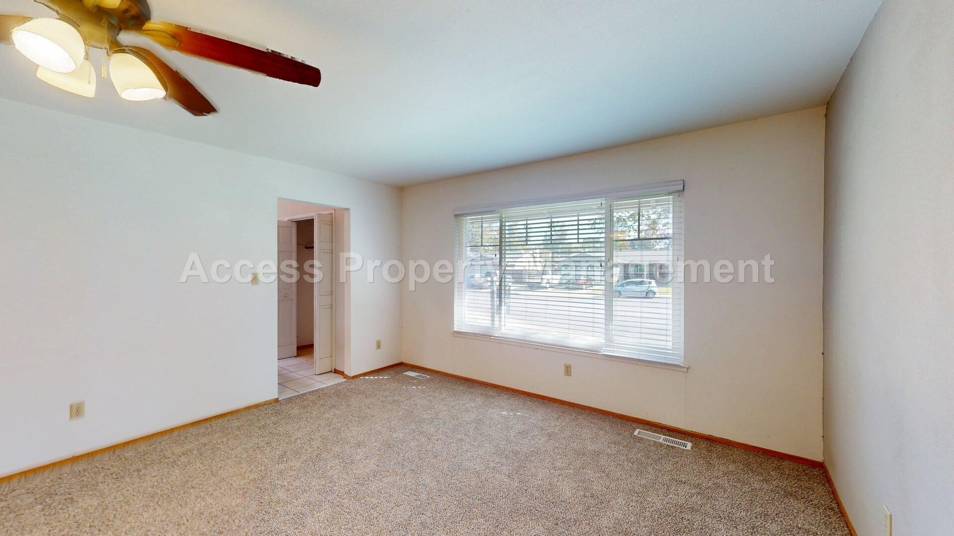 Building Photo - 3355 San Fernando Ct