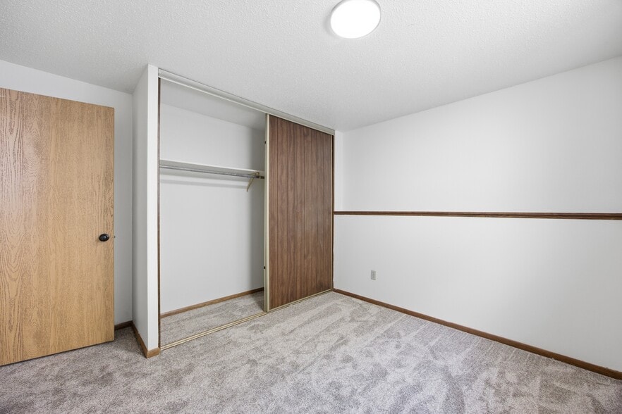 Building Photo - 3223 2nd St N