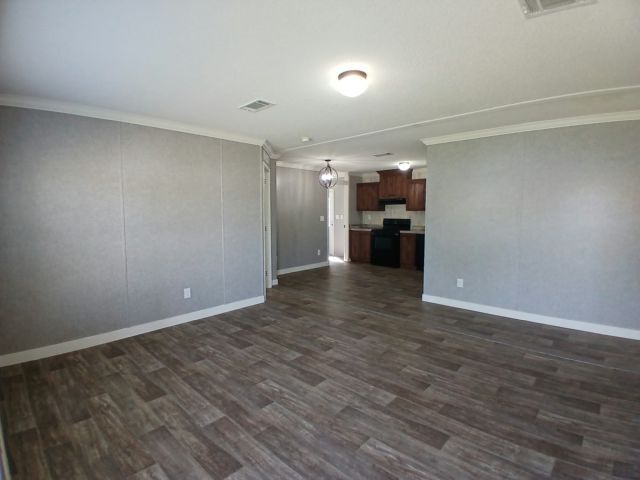 Building Photo - 2059 Wake Forest Dr