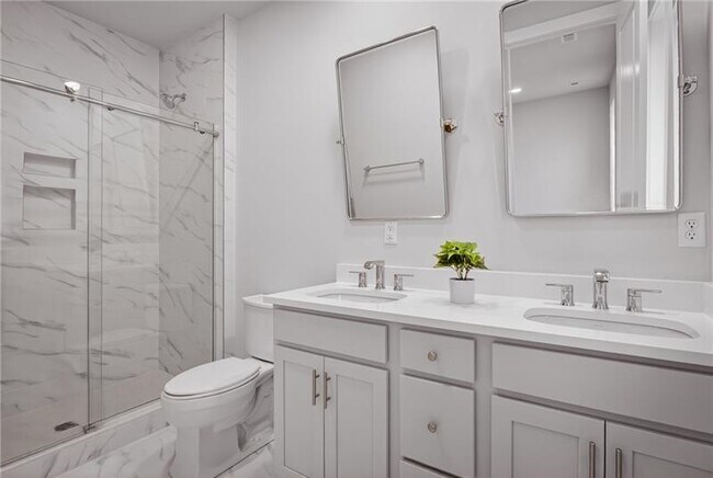 Building Photo - 4022 Cottage Wy