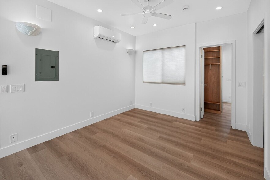 Building Photo - 1216 Lagan Ave