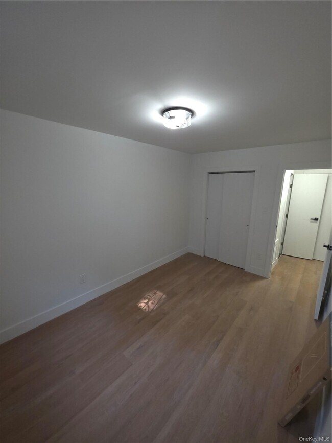 Building Photo - 3766 Bronxwood Ave