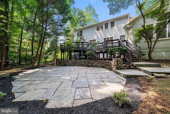 Building Photo - 5309 Tractor Ln
