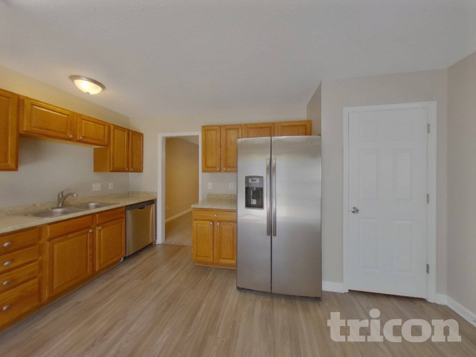 Building Photo - 500 Gingerbread Ct S