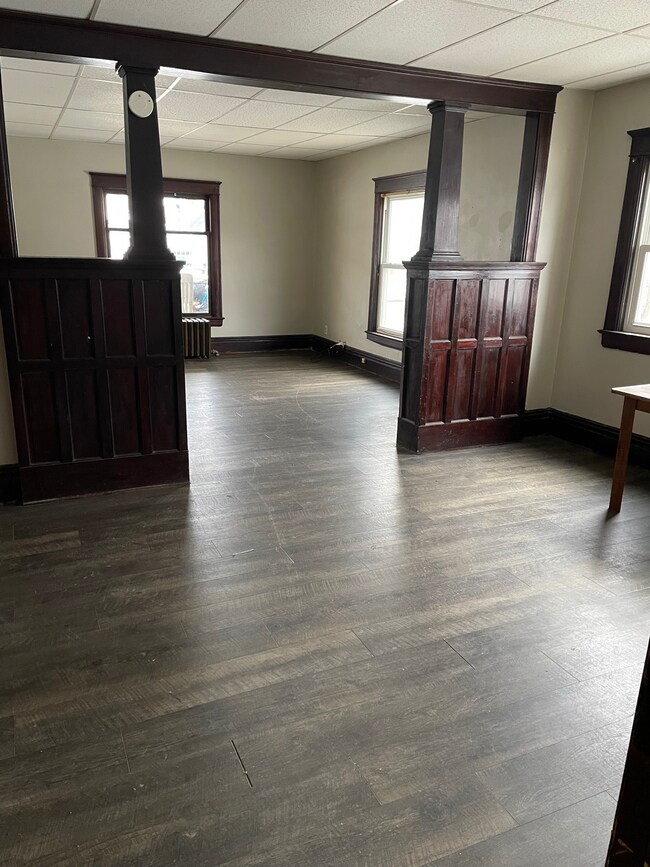 Building Photo - 58 Jerricho