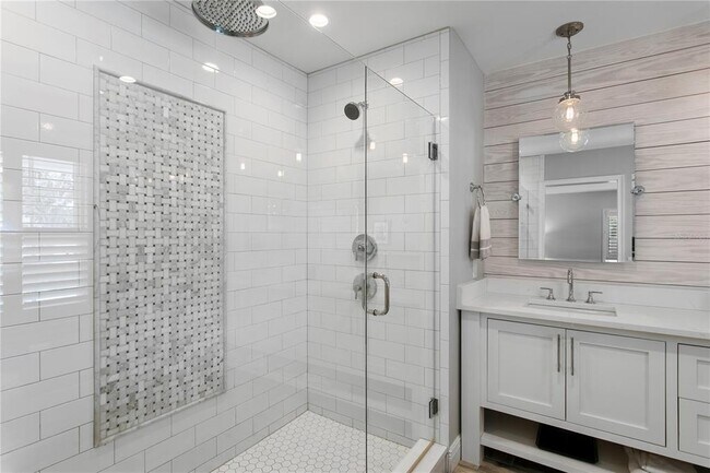 Building Photo - 1207 Druid Ln