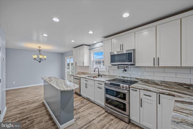 Building Photo - 448 Thayers Gull Dr