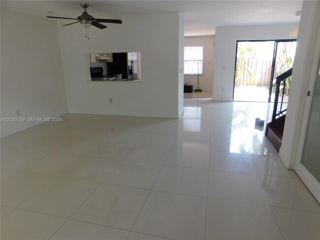 Building Photo - 11648 SW 91st Terrace