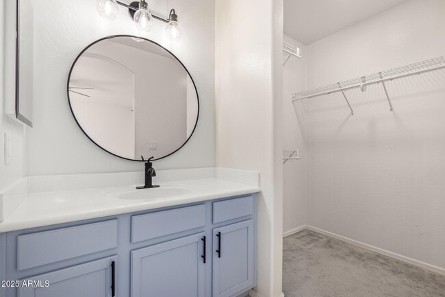 Building Photo - 4410 N 124th Ave