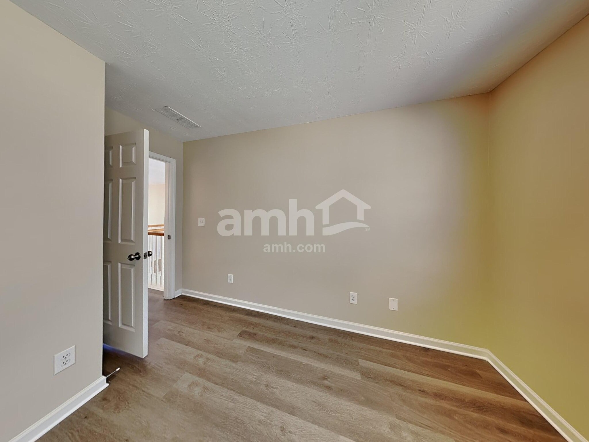 Building Photo - 332 Sunderland Way