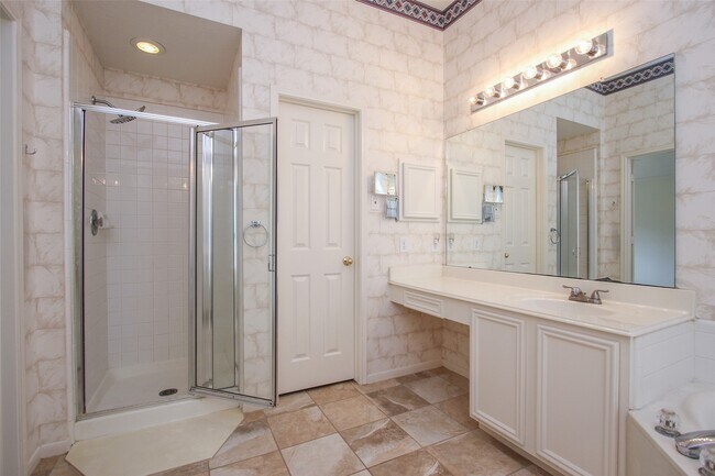 Building Photo - 9822 Therrell Dr