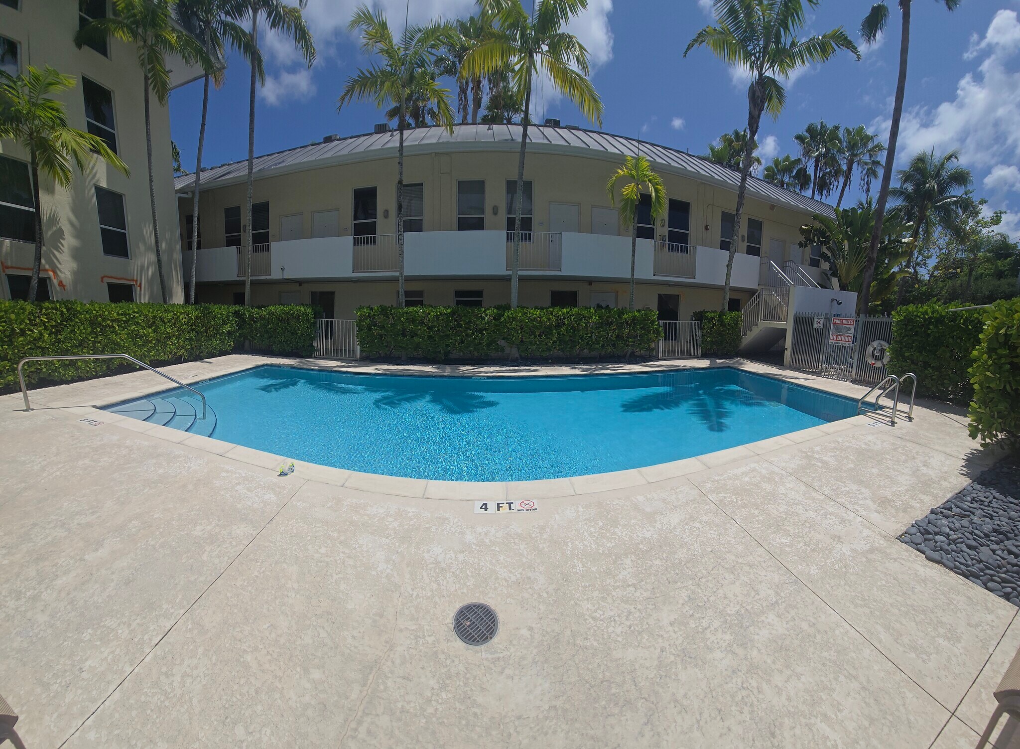 Building Photo - 8950 SW 69th Ct