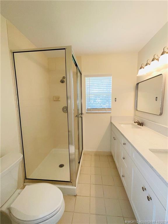 Building Photo - 2903 SW Lakemont Pl