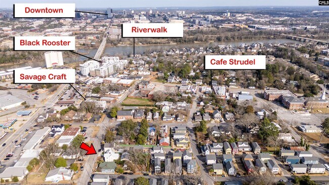 Building Photo - 515 Center St