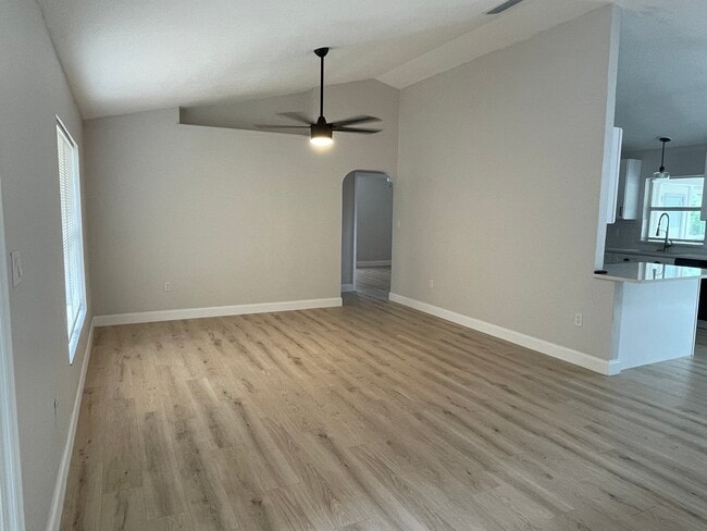 Building Photo - 23811 Sunset View