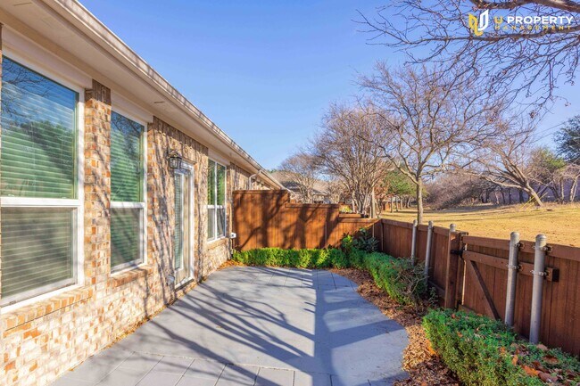 Building Photo - What's special